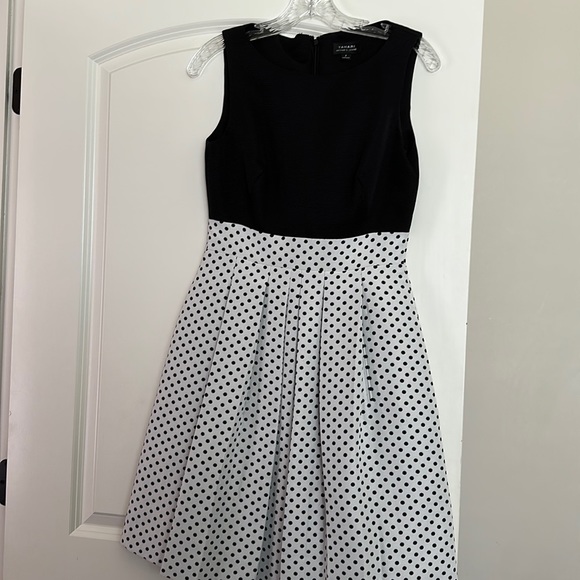 Black with polka dot bottom - Picture 1 of 3